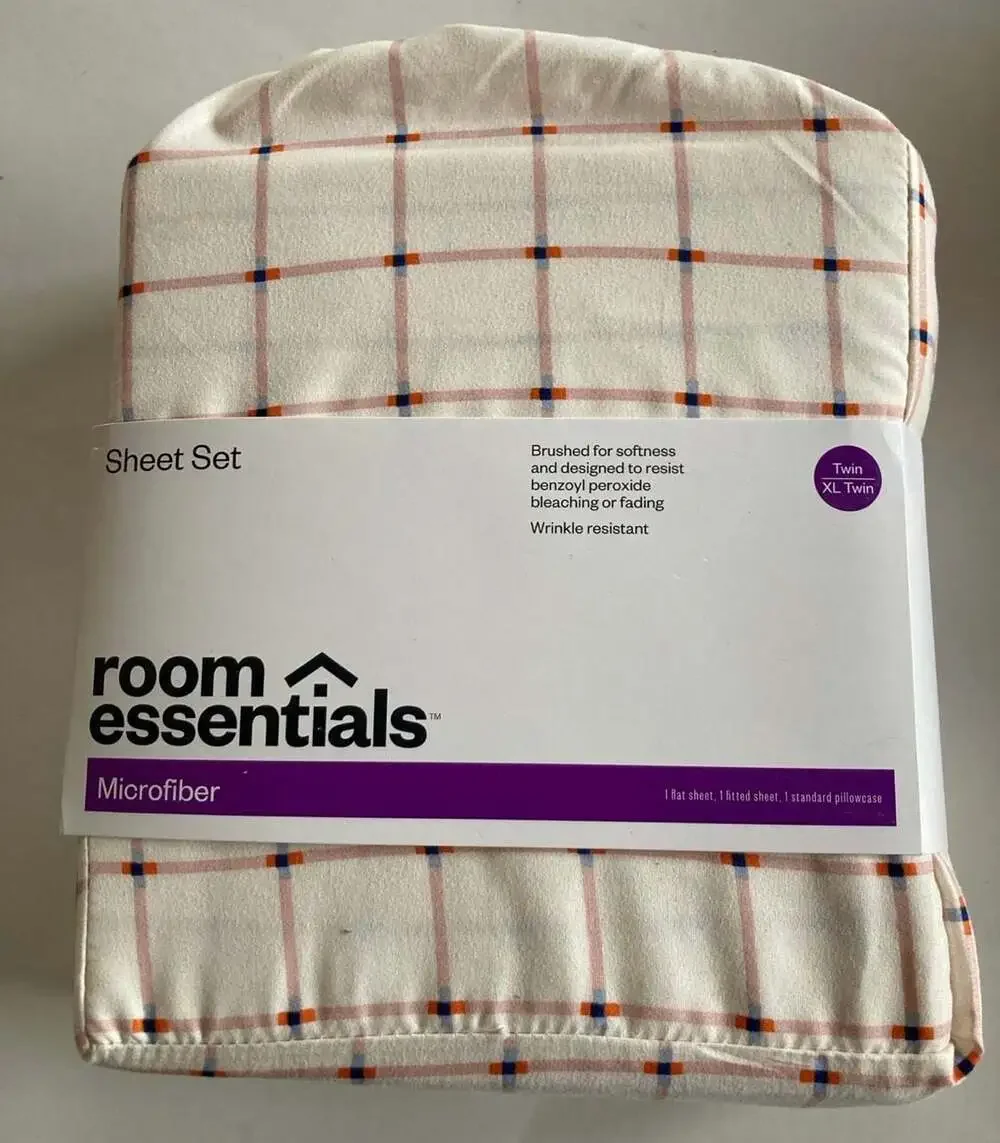 Room Essentials Twin/XL Twin Microfiber Sheet Set Plaid